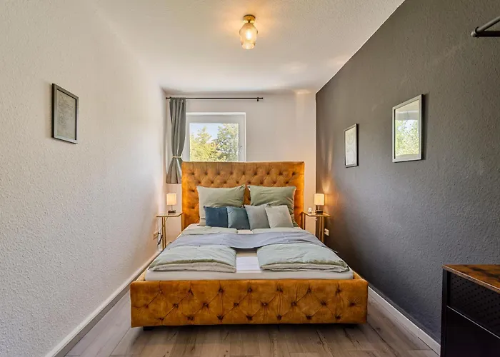 Science Trifft Helden By Cordissky 15 Minuten Zu Fuss Vom Hauptbahnhof Apartman Essen