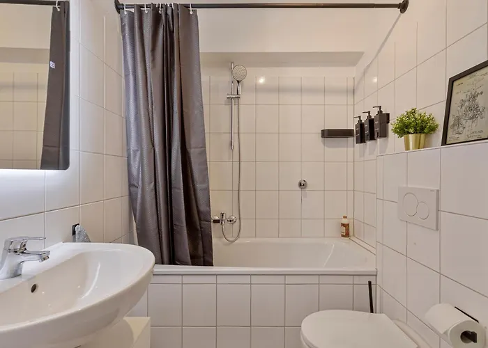 Science Trifft Helden By Cordissky 15 Minuten Zu Fuss Vom Hauptbahnhof Essen