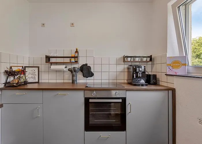 Science Trifft Helden By Cordissky 15 Minuten Zu Fuss Vom Hauptbahnhof *